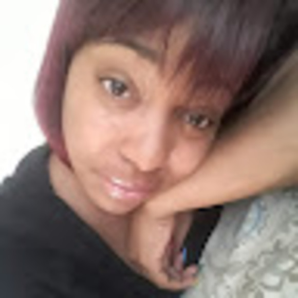 Meet your Posher, Charelle - Picture 1 of 1